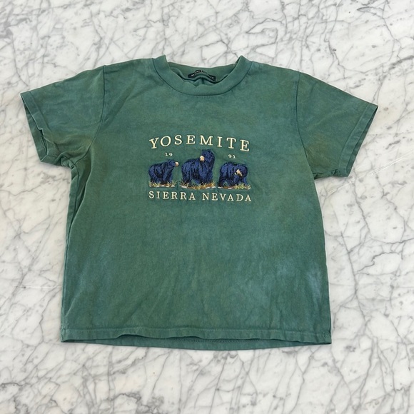 Brandy Melville Tops Rita Yosemite 991 Sierra Nevada Baby Tee